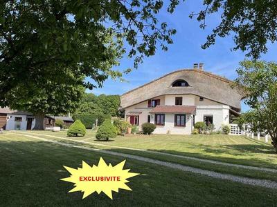 Maison - 167 m² - 10 pièces