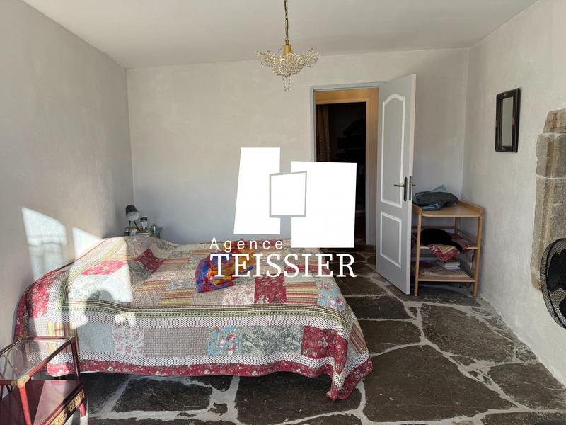 Maison - 166 m² - 6 pièces