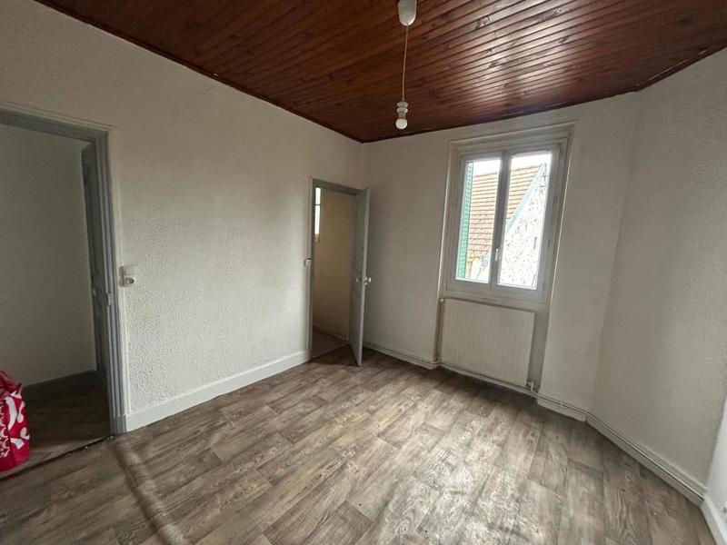 Immeuble - 197 m² - 9 pièces