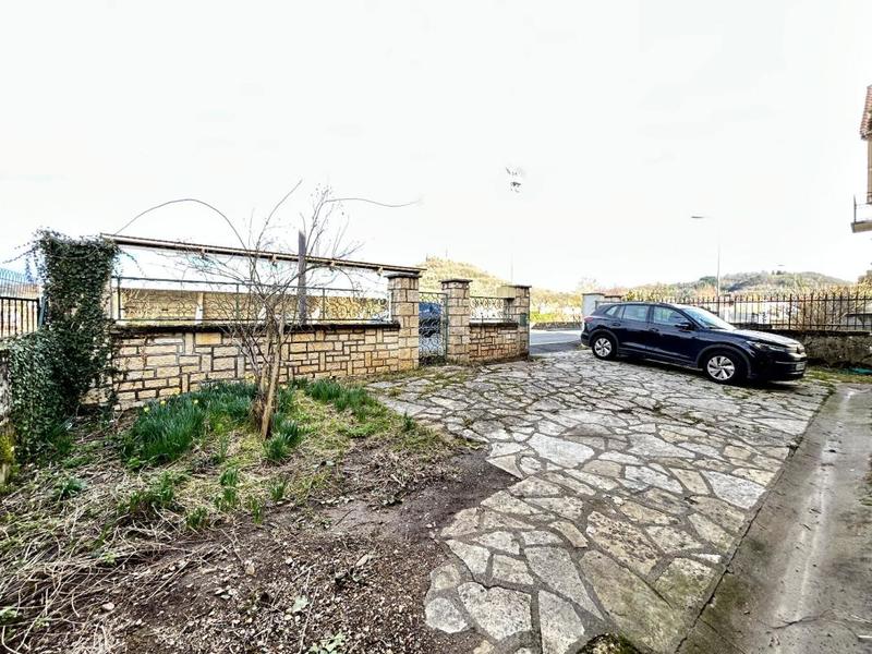 Maison - 161 m² - 6 pièces