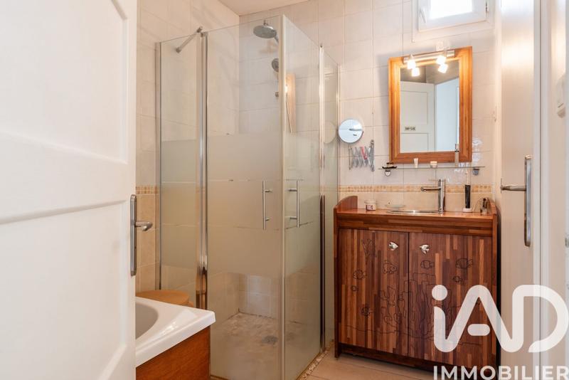 Maison - 210 m² - 7 pièces