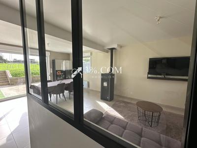 Maison - 111 m² - 6 pièces