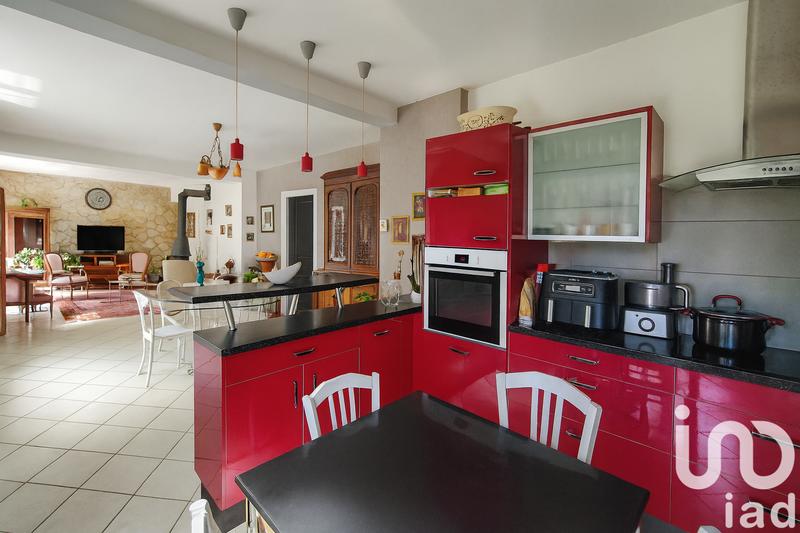 Maison - 162 m² - 7 pièces