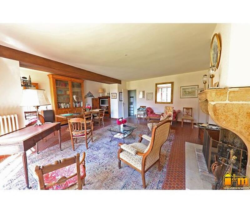 Propriété - 167 m² - 6 pièces