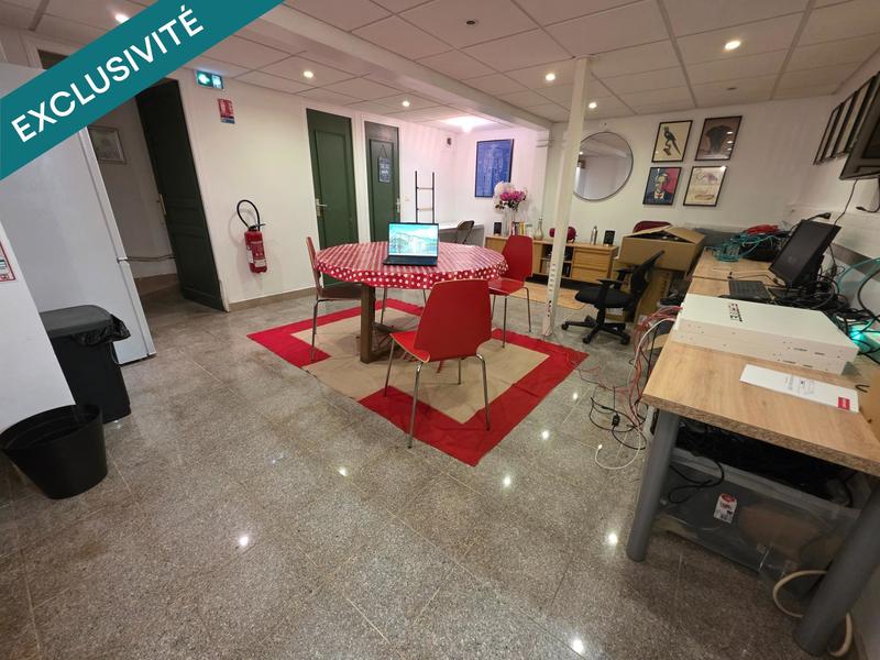 Local commercial - 97 m² - 4 pièces