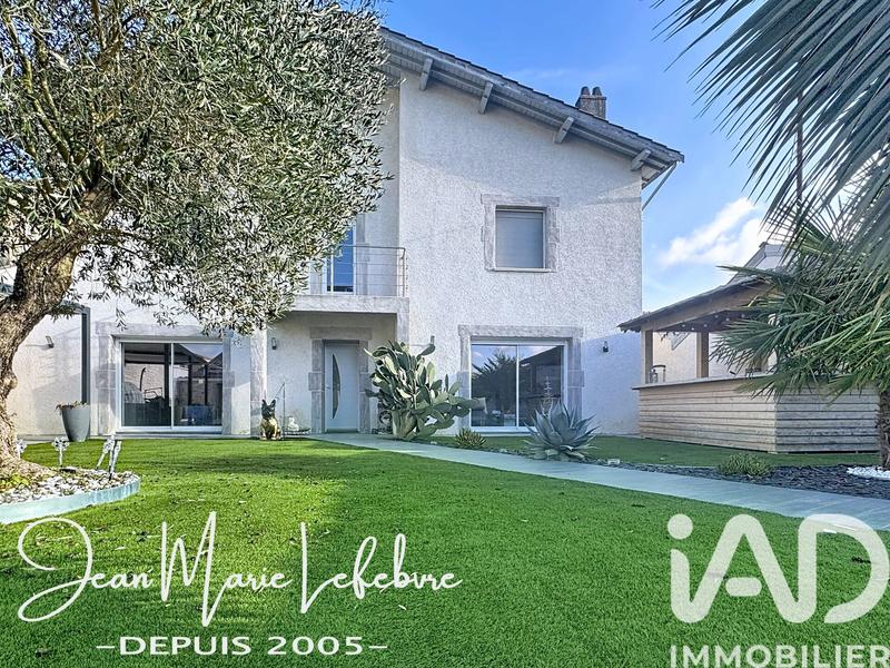 Maison - 163 m² - 4 pièces