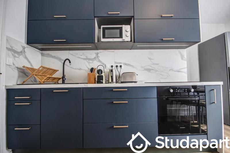 Chambre - 9 m² - 1 pièce