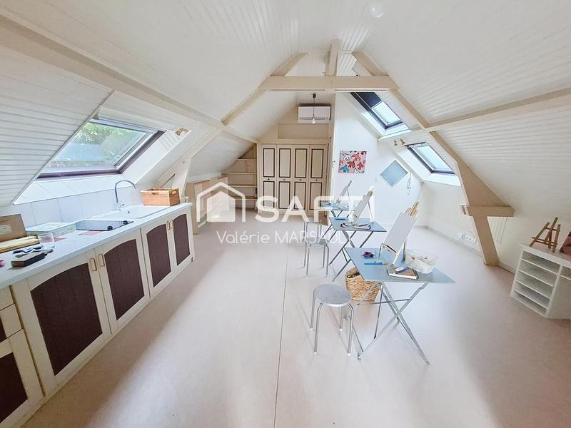 Maison - 271 m² - 8 pièces