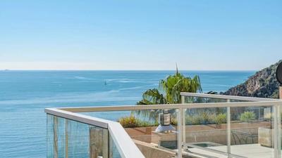 Maison - 271 m² - 7 pièces