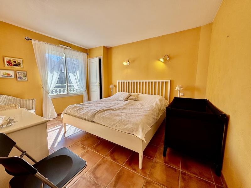 Appartement - 107 m² - 4 pièces