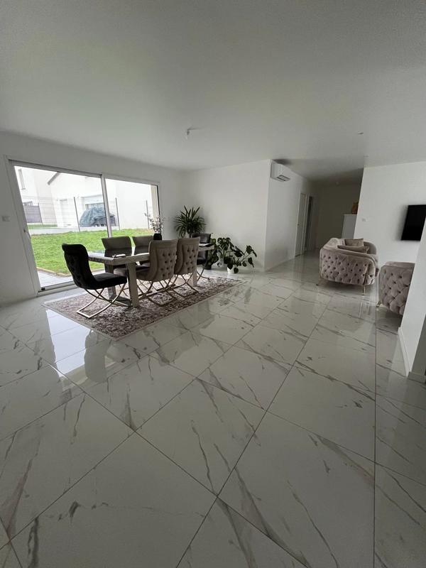 Maison - 132 m² - 4 pièces