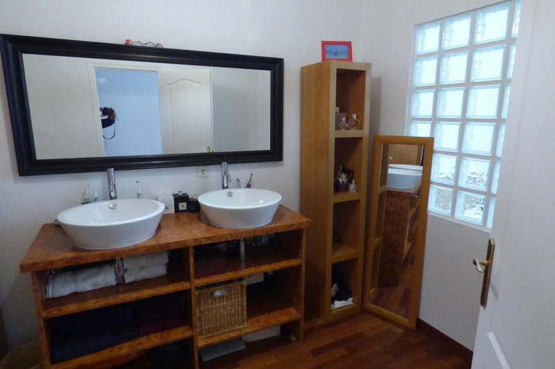 Maison de ville - 285 m² - 9 pièces