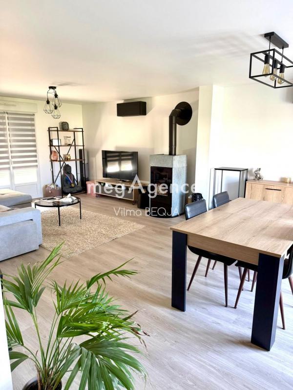 Maison - 110 m² - 6 pièces