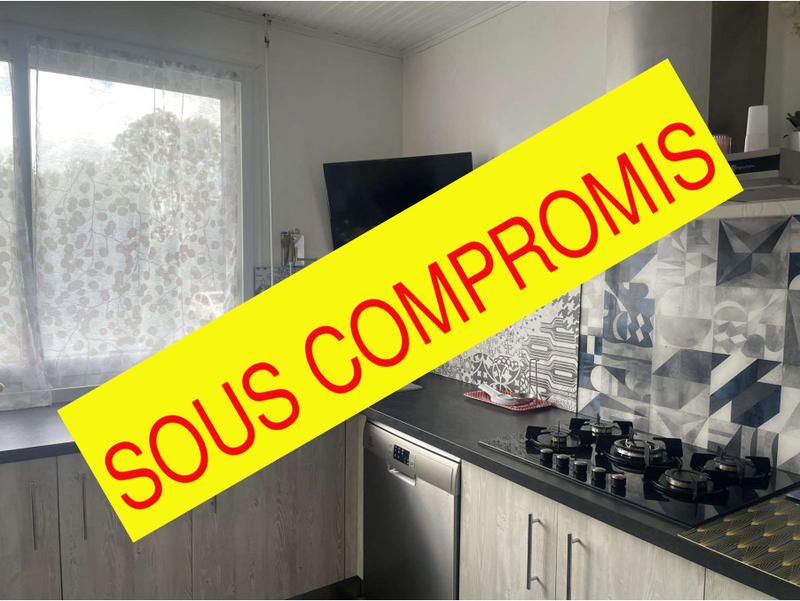 Maison - 96 m² - 5 pièces