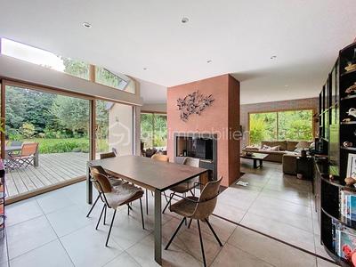 Maison d'architecte - 240 m² - 6 pièces