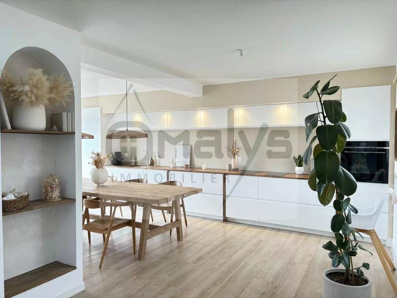 Maison - 130 m² - 5 pièces