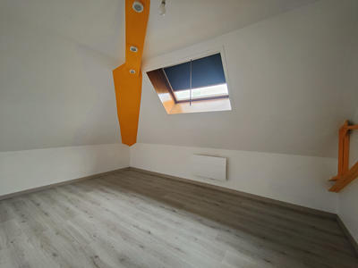 Appartement - 93 m² - 6 pièces