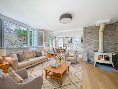 Maison - 148 m² - 8 pièces