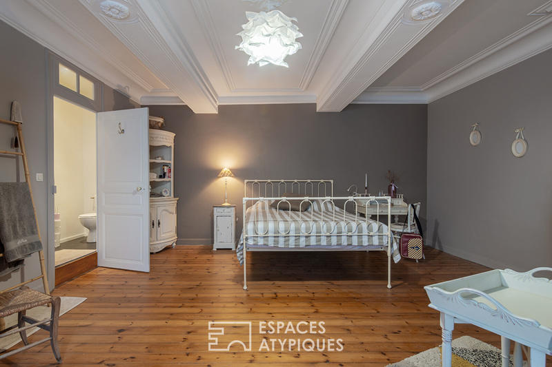 Maison - 303 m² - 10 pièces