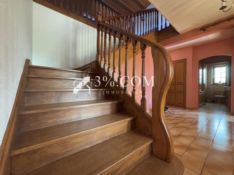 Propriété - 175 m² - 6 pièces