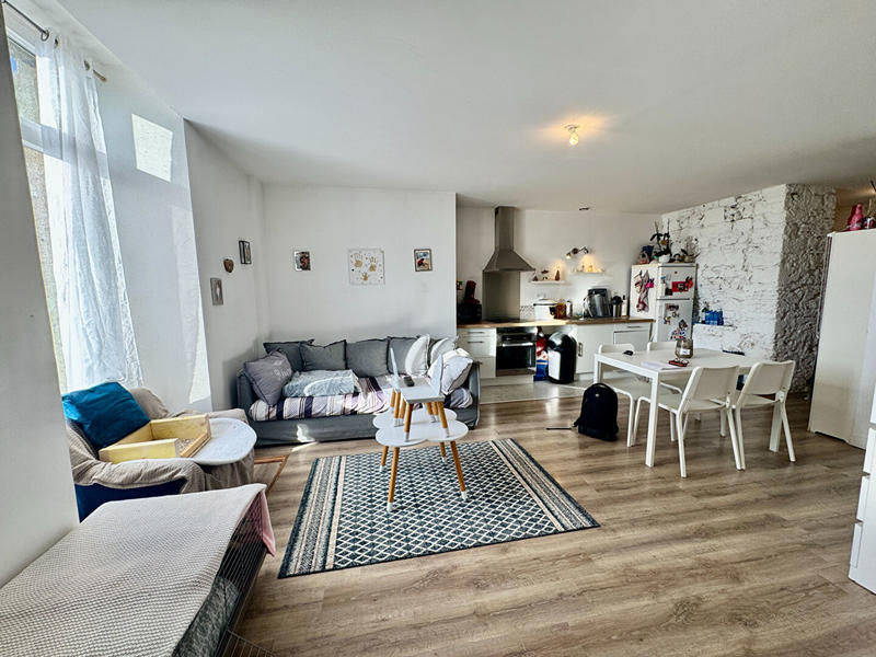 Maison - 567 m² - 22 pièces