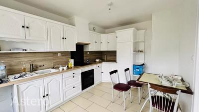 Maison - 167 m² - 8 pièces