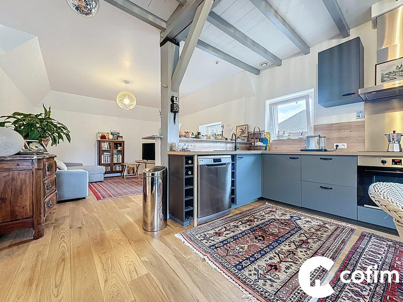 Maison - 90 m² - 4 pièces