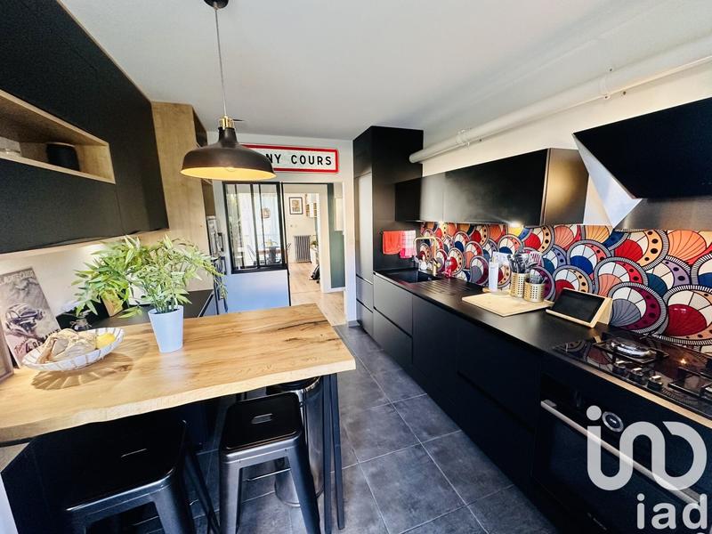 Appartement - 100 m² - 3 pièces