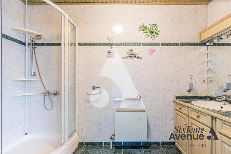 Maison - 98 m² - 4 pièces