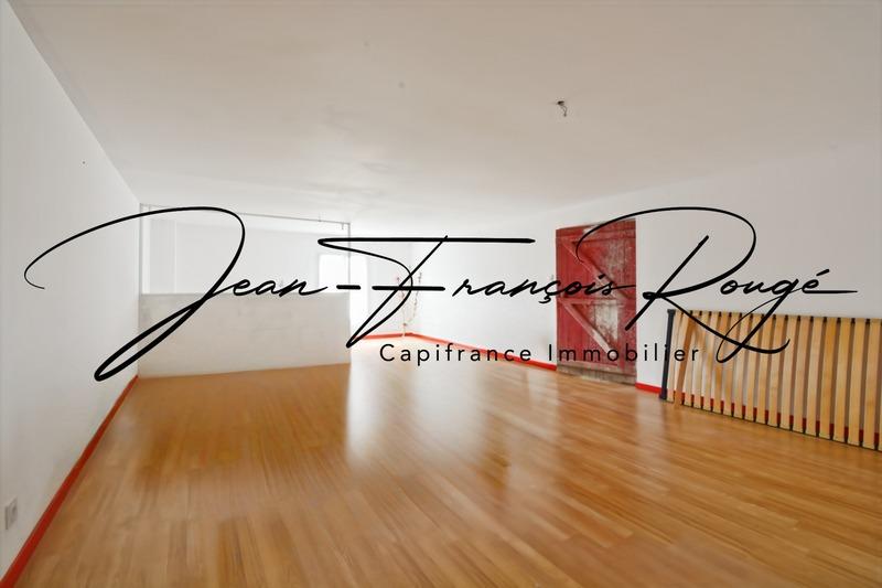 Maison - 357 m² - 10 pièces