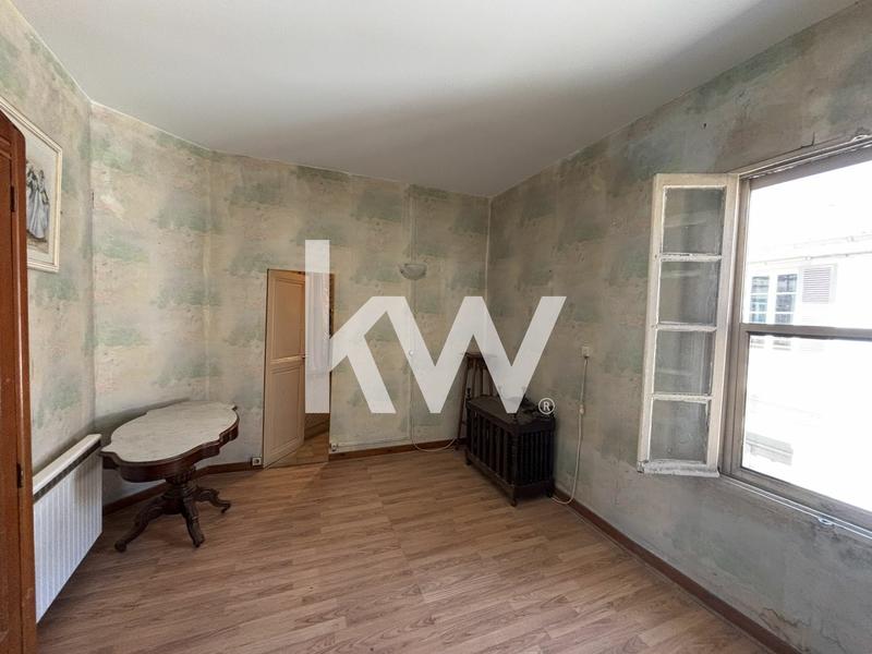 Maison - 102 m² - 5 pièces