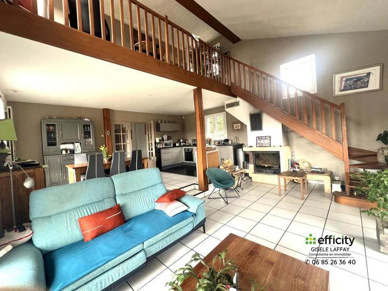 Maison - 128 m² - 5 pièces