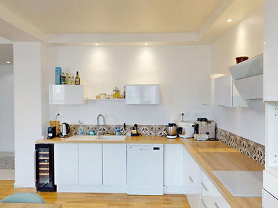 Appartement - 82 m² - 4 pièces