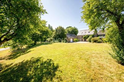 Maison - 137 m² - 8 pièces