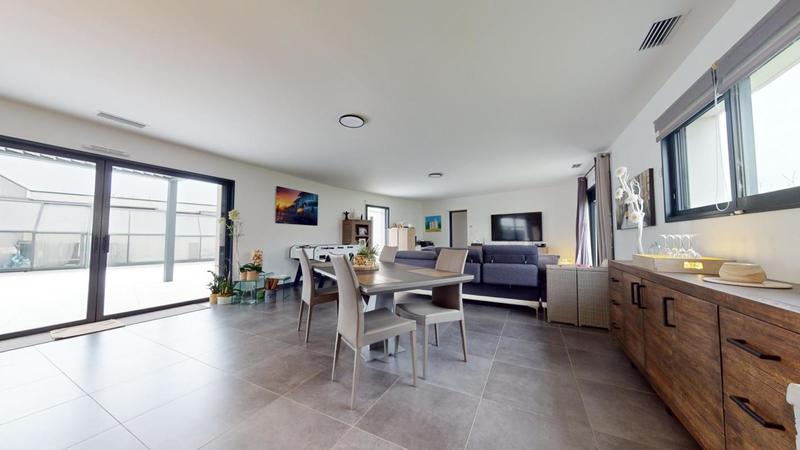 Maison d'architecte - 168 m² - 6 pièces