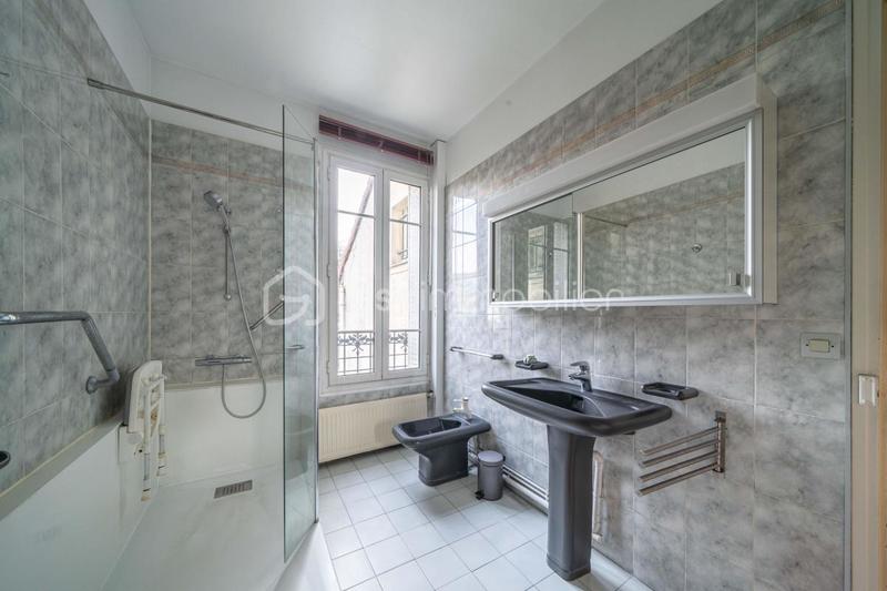 Maison de ville - 132 m² - 7 pièces