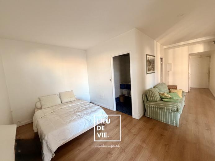 Appartement ancien - 42 m² - 1 pièce