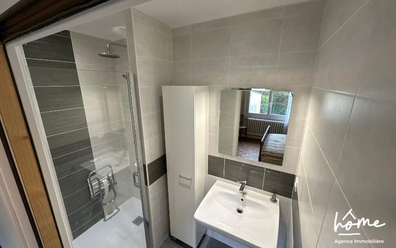 Maison - 111 m² - 6 pièces