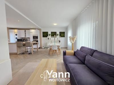 Maison - 98 m² - 5 pièces