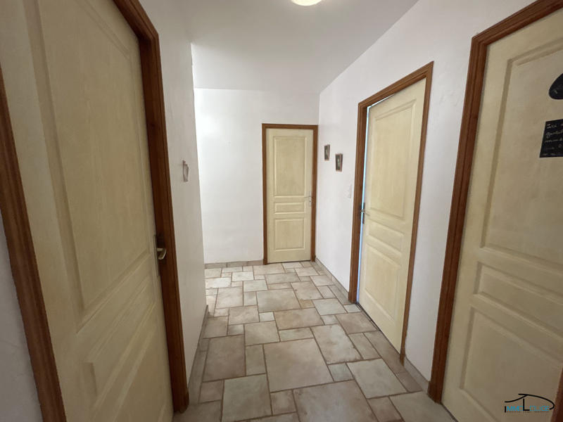 Maison traditionnelle - 172 m² - 6 pièces