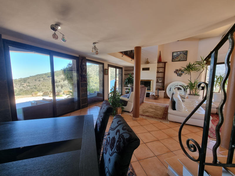 Propriété - 130 m² - 4 pièces