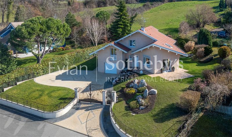 Maison - 171 m² - 5 pièces