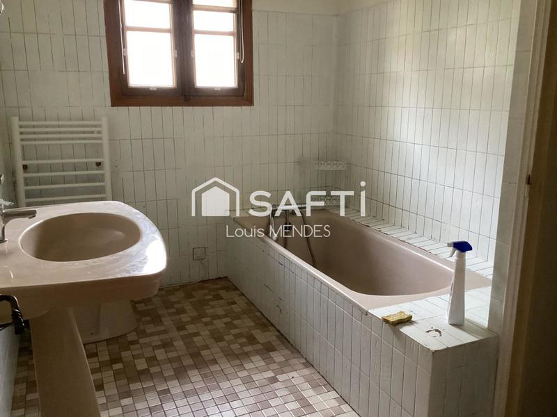 Maison - 170 m² - 8 pièces