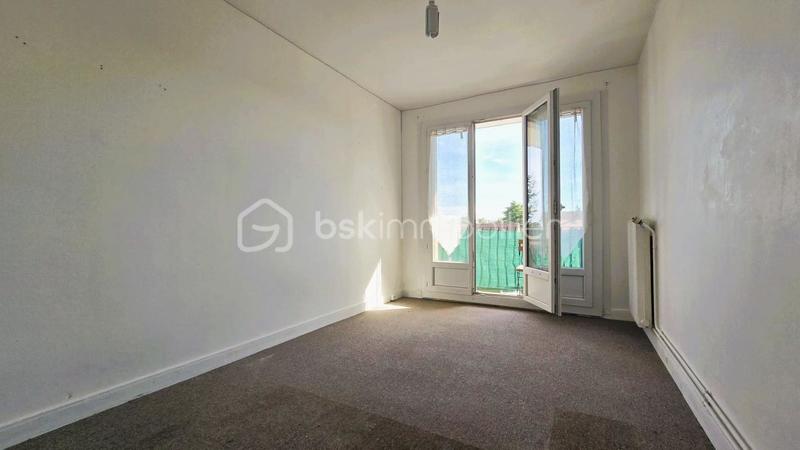 Appartement - 111 m² - 6 pièces