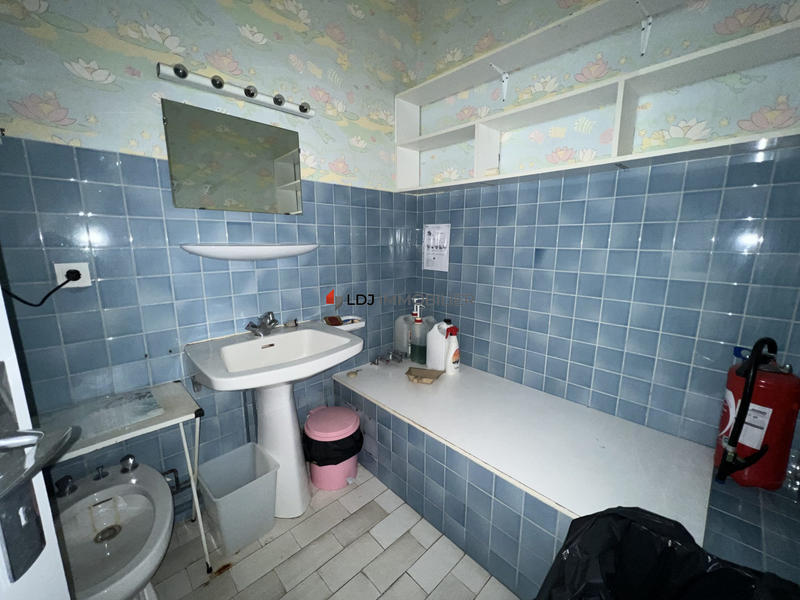 Local commercial - 73 m²