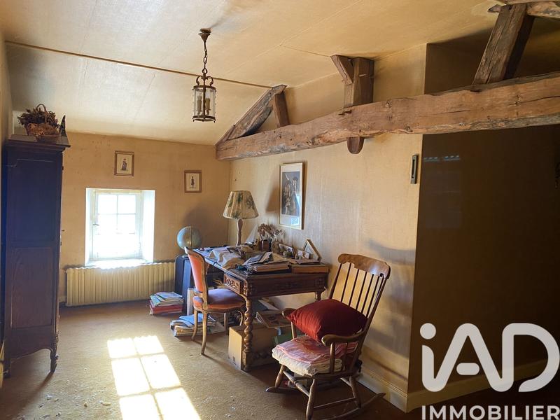 Maison - 220 m² - 12 pièces