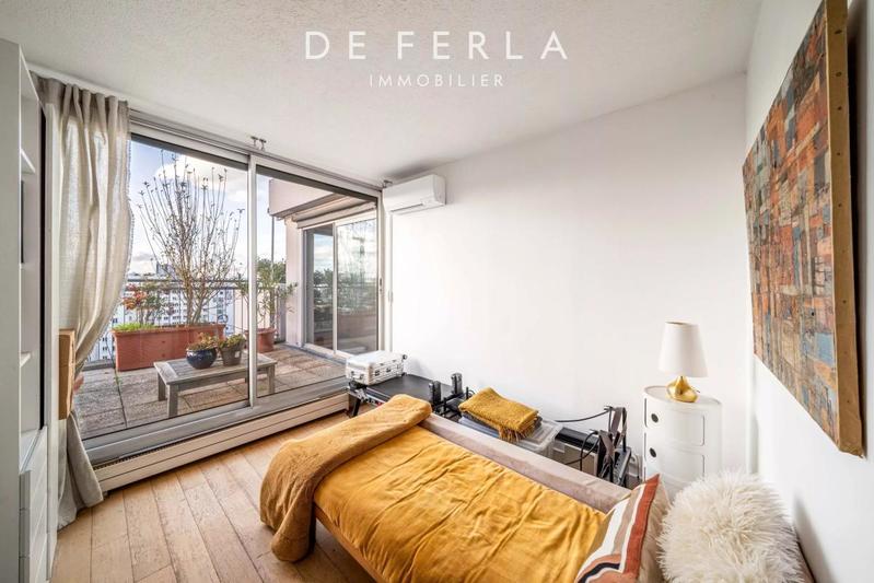 Appartement - 133 m² - 6 pièces