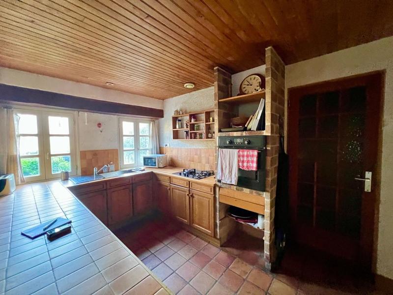 Maison chambre d'hôtes - 240 m² - 7 pièces