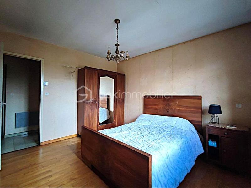 Maison - 227 m² - 6 pièces