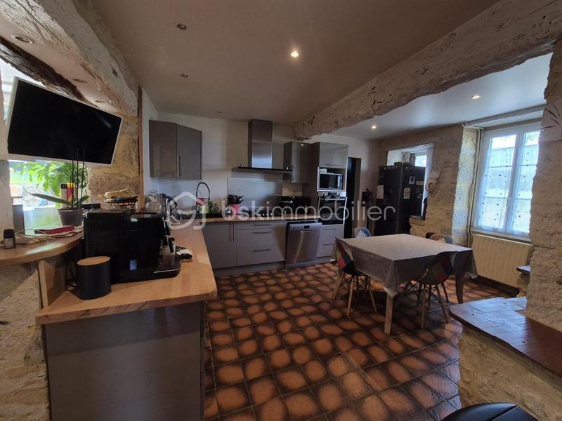 Maison ancienne - 170 m² - 6 pièces